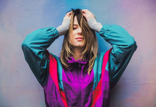 Comment réussir le look avec des chaussures à semelles compensées et des tenues élégantes ?